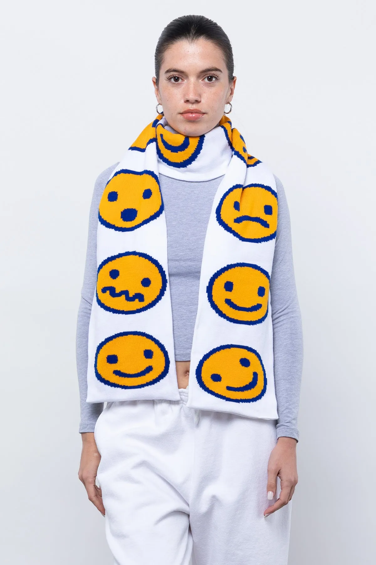 JQSCARF39 - Smile Scarf