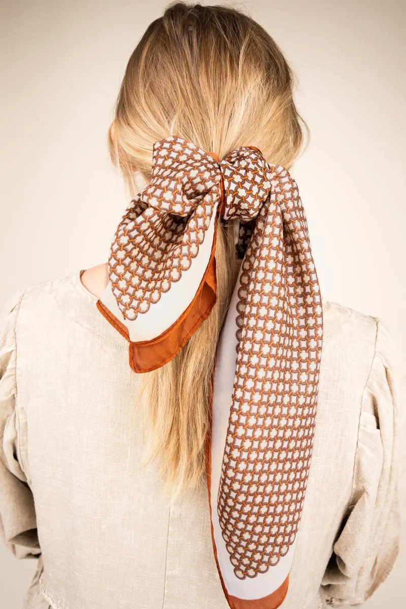 Look My Way Brown Polyester Scarf